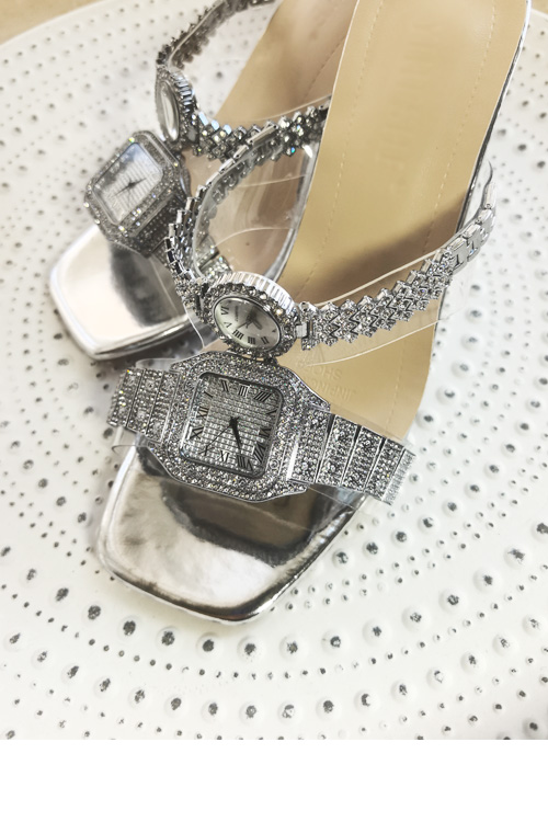 Sepatu hak tinggi kristal desa - Luxury Watch With Leather Strap ulasan dan harga