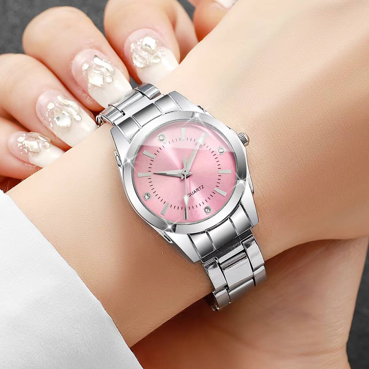 Jam Tangan Wanita Berlian Imit - Luxury Watch Packaging Box ulasan dan harga